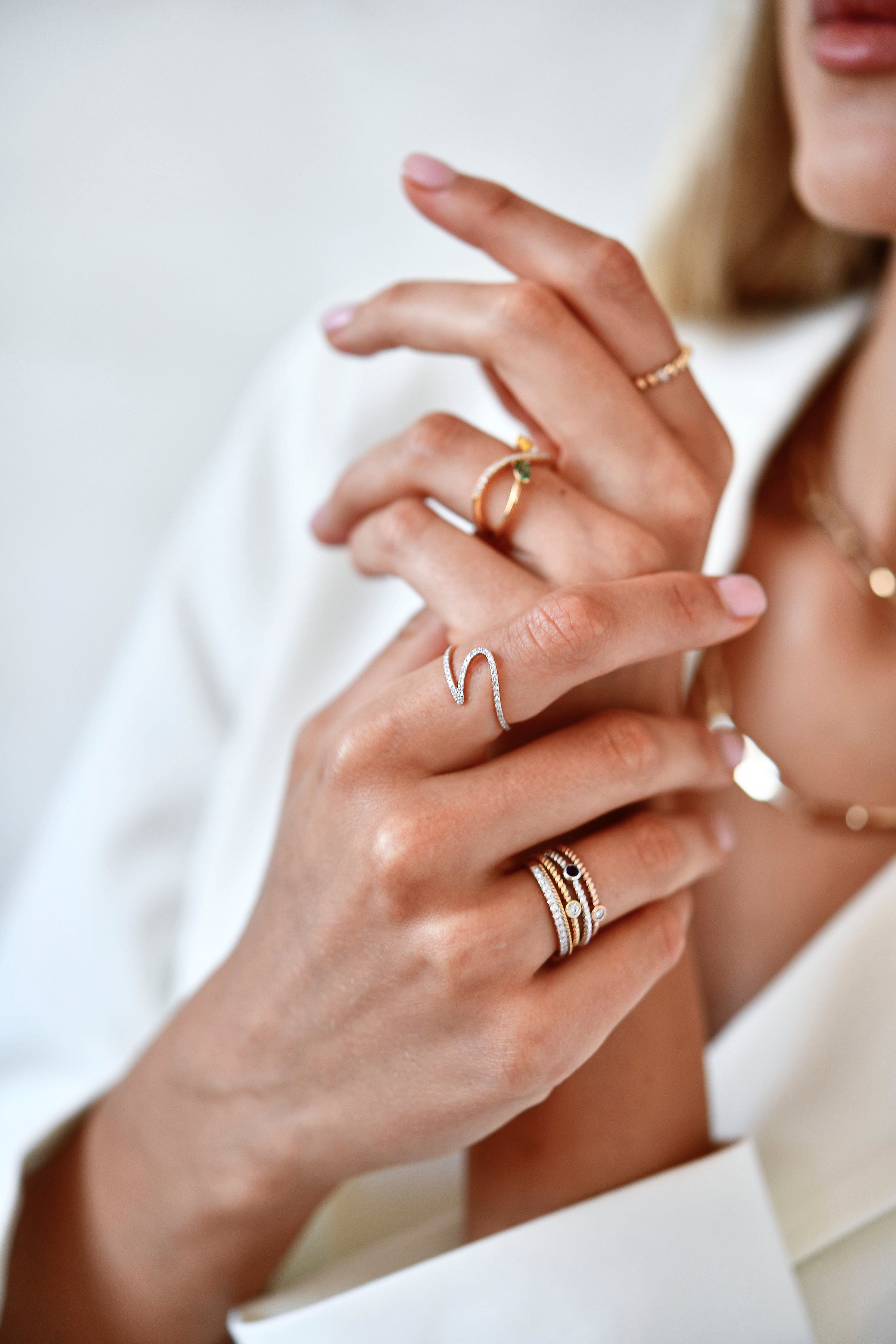 18K Gold Wavy Diamond Ring with model